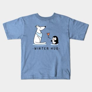 Winter hug? Kids T-Shirt